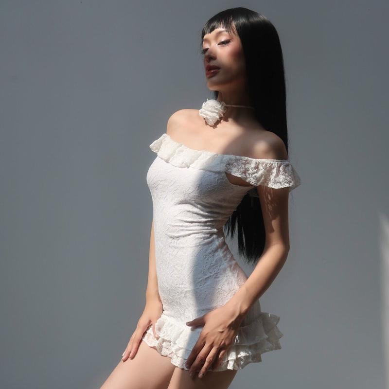 Đầm ren ngắn trễ vai (kèm vòng cổ) | Eira Mini Dress Lueysor 8