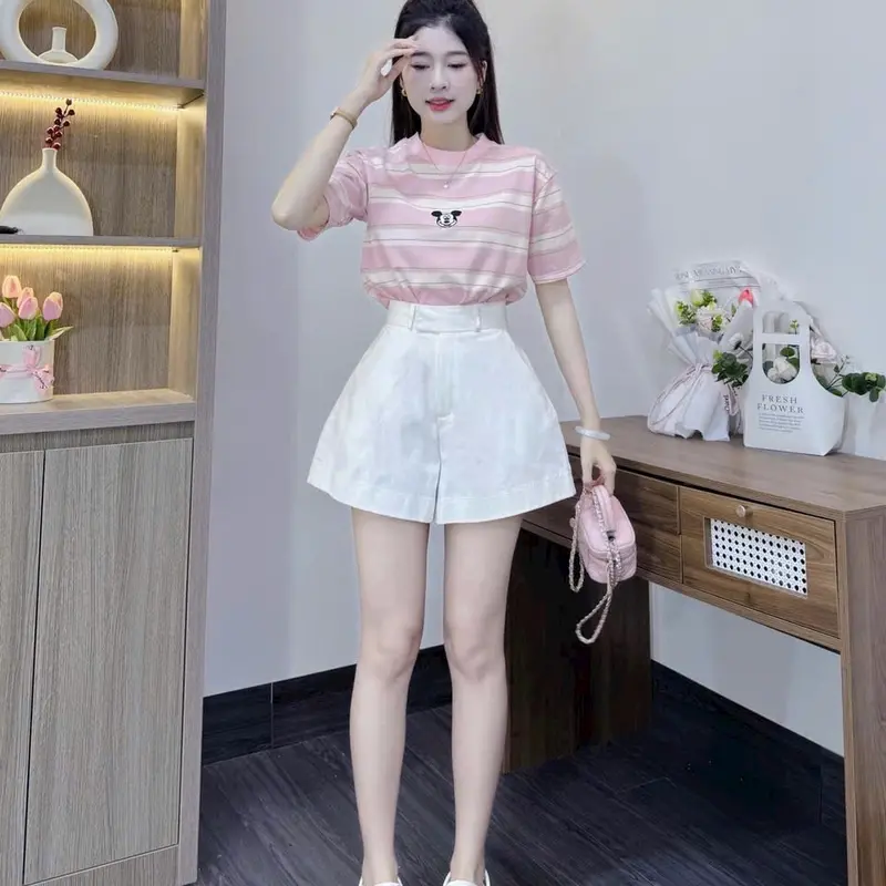 SÉT ÁO TĂM LẠNH IN SỌC HÌNH MICKEY PHỐI QUẦN KAKI MÀU Y HÌNH 0