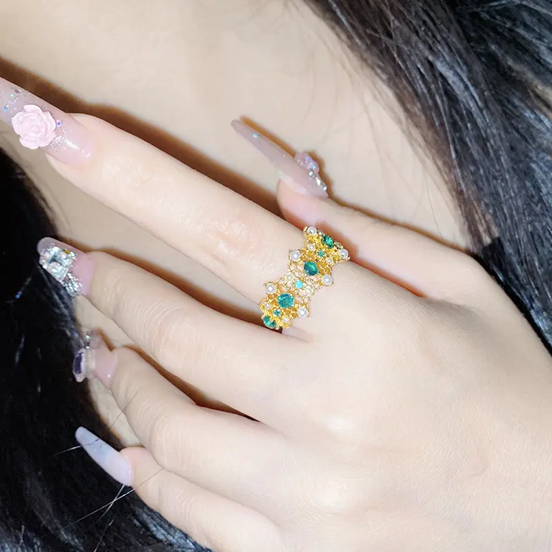 Medieval Green Spinel Ring Female Gold-plated Court Lace Openwork Green Zirconium Pearl Inlaid Open Finger Ring