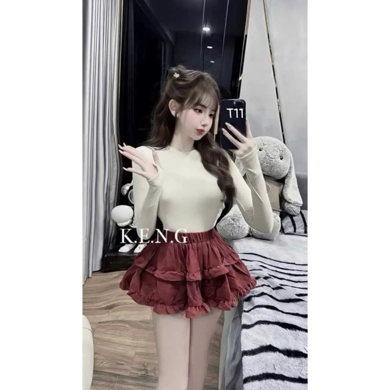 ️️ Sét nhũ TD kèm chân váy /-heart về lại 2 màu ạ Size < 56kg   Chất liệu : nhũ