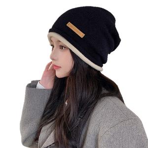 หมวกผู้หญิงพร้อมส่งปี 2025 หมวกถักอเนกประสงค์สำหรับฤดูใบไม้ร่วงและฤดูหนาว หมวกกันหนาวกลางแจ้งบุขนแกะหนาป้องกันหู สไตล์แฟชั่นใหม่