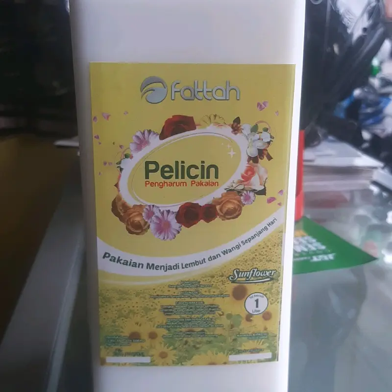 Pelicin+Pewangi Pakaian (Cair) 1 Liter Pewangi 5