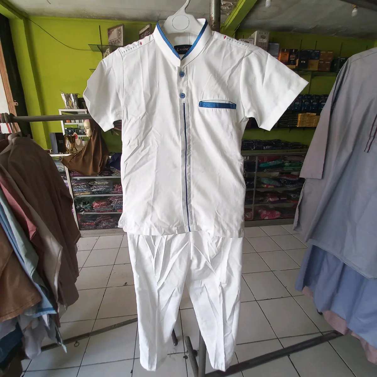 Setelan Al Luthfi Anak Putih