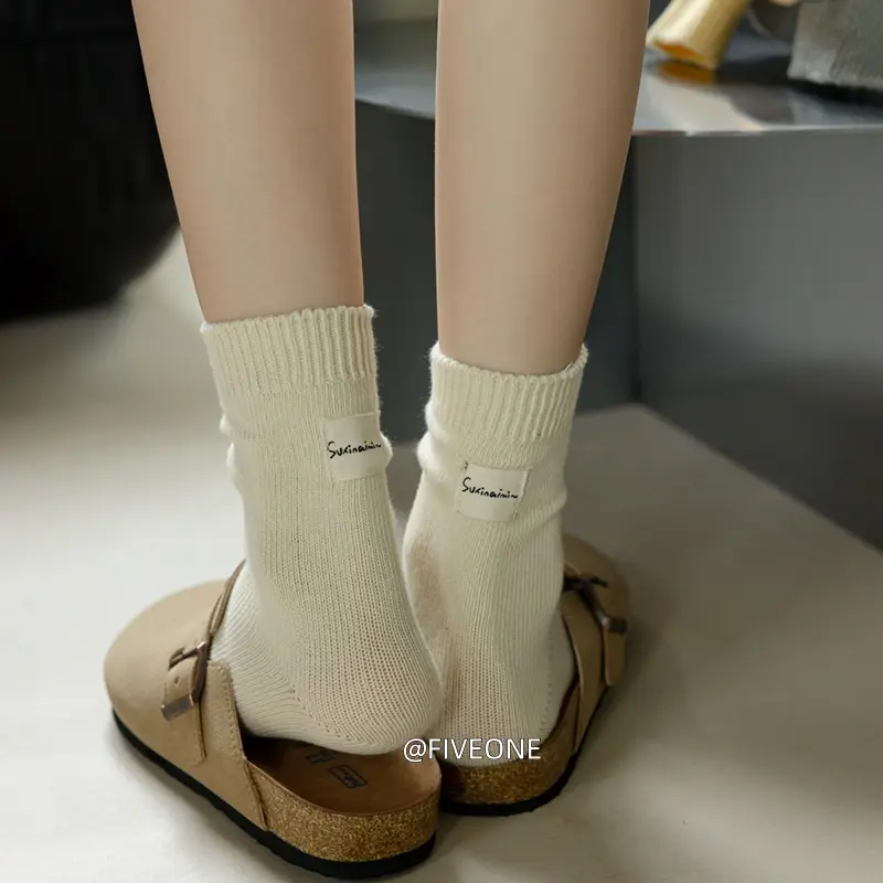 New sweat absorbing cotton socks, stacked socks, women's cream series, versatile, in style, Korean fabric label, mid tube socks, trendy