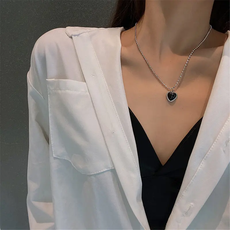 Vòng Cổ Dây Chuyền Xương Đòn, Thiết Kế Trái Tim Thời Trang, Dành Cho Nữ, Vòng Cổ Trái Tim, Màu Đen, Vòng Cổ Kiểu Pháp Ngắn, Thích Hợp Mặc Hàng Ngày Và Dự Tiệc, Phụ Kiện, Quà Tặng Cho Phụ Nữ 0