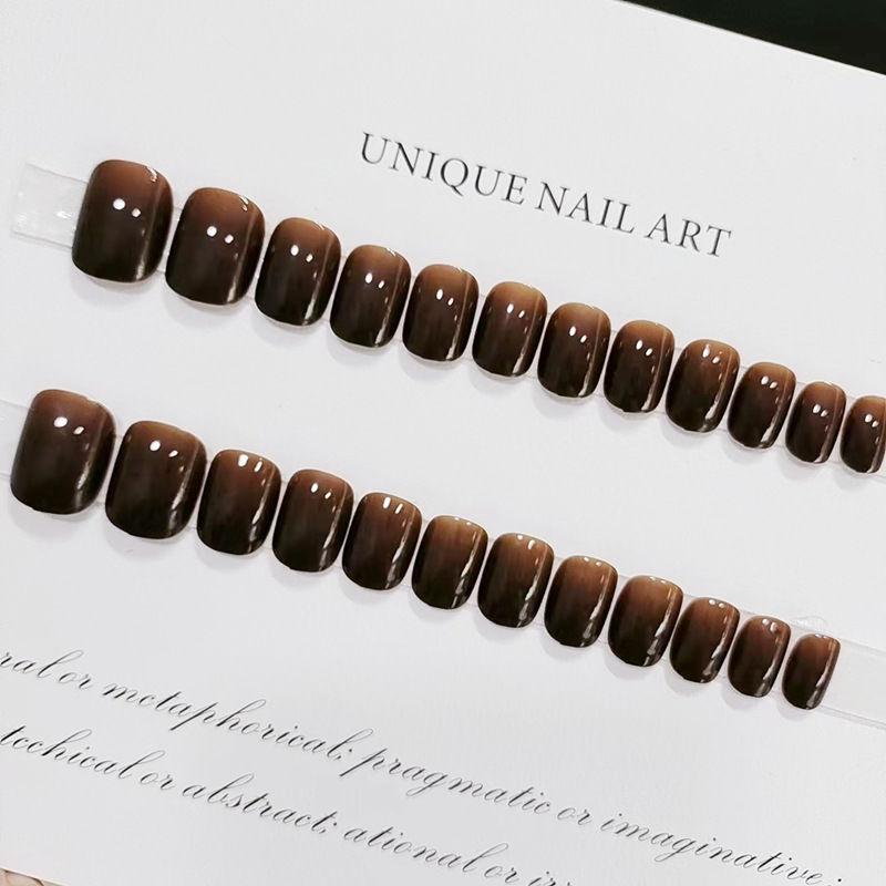 Brown Sugar Coffee Short Solid Color Hand White Finished Nail Beauty Daily Simple Maillard Wear Armor 2024 Winter New 4