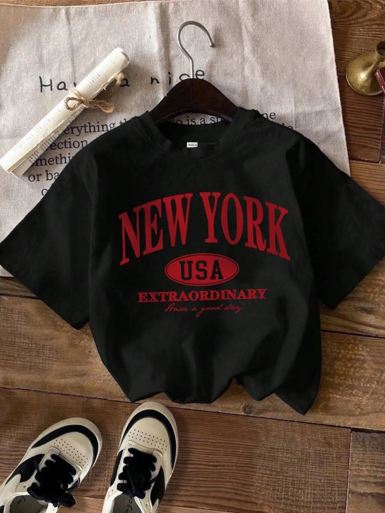 Women's Letter Print Round Neck Graphic Tee, Vintage Trendy Casual Short Sleeve T-shirt for Daily Wear, Ladies All Seasons Clothing