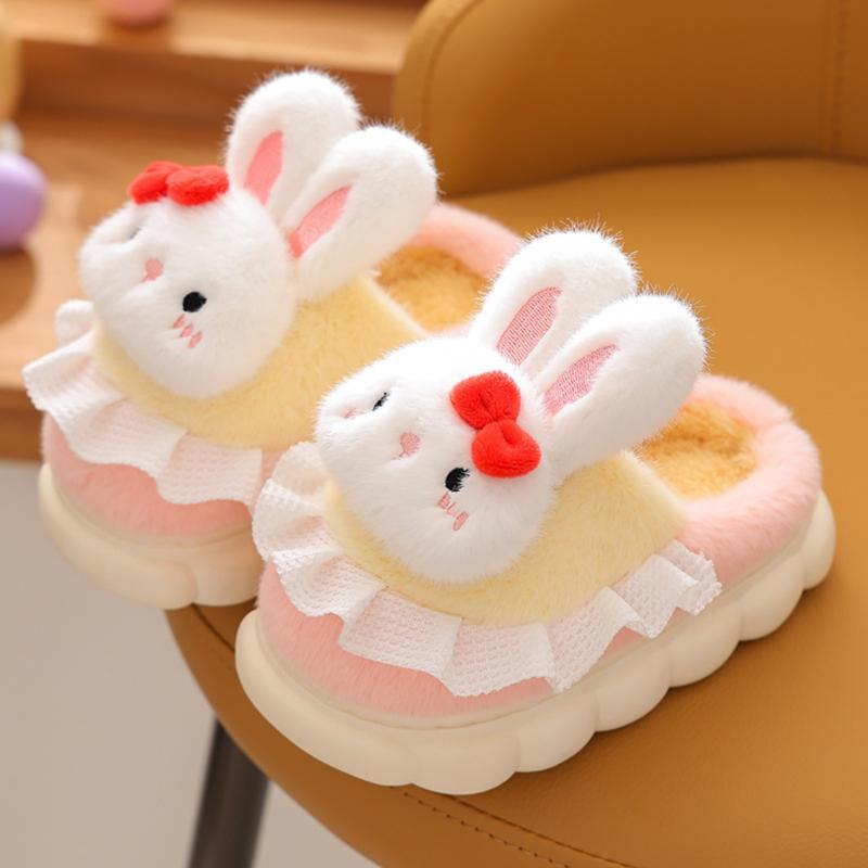 Dép bông cho bé gái có đế cao su và mặt thỏ đáng yêu NB141
