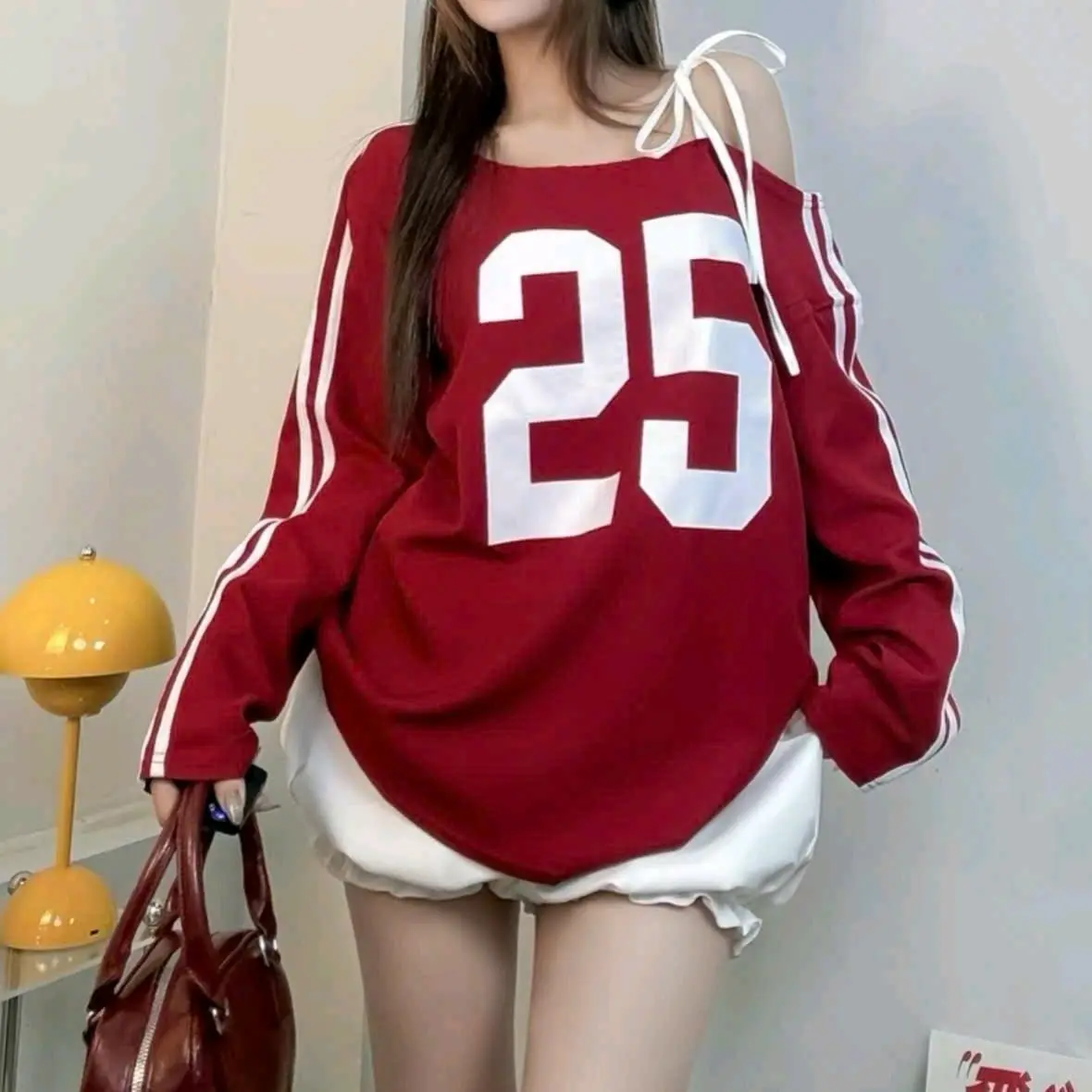 Áo thun cotton giấy form thụng trễ vai buộc nơ dài tay nữ in SỐ 25 freesize 3 màu hottrend