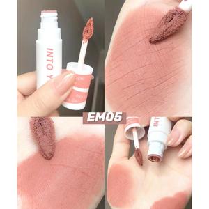 ลิปสติกที่น่าตื่นตาตื่นใจ ลิปสติก นาโนลิปสติก และ ลิปสติก Silkygem ลิปสติกผมม้า สีม่วง และ สีส้ม เหมาะสำหรับ INTOYOU