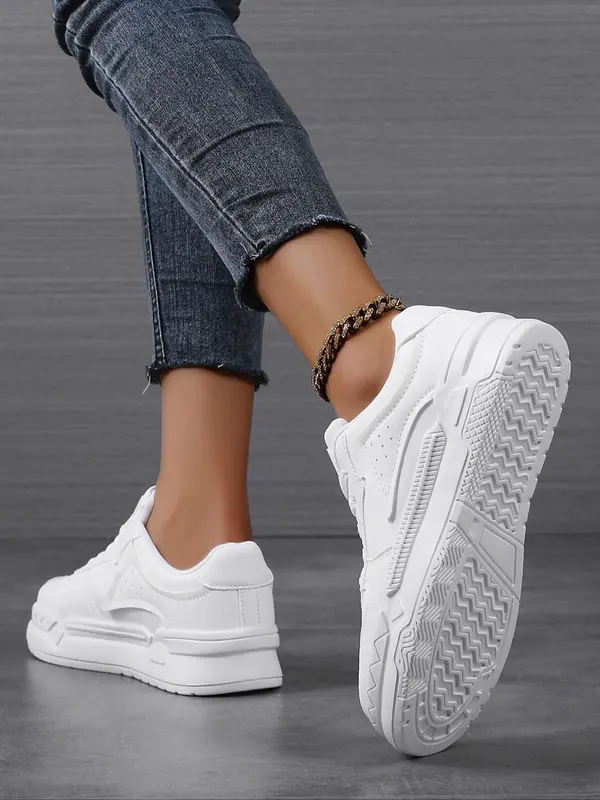 Women's Sporty Lace Up Low Top Chunky Sneakers, Casual Comfortable Breathable Running Shoes, Fashionable Sneakers for Daily Wear, Closed 1