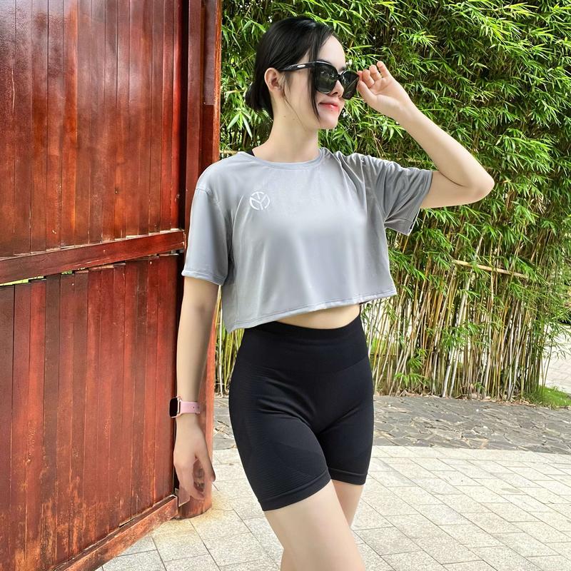  Áo croptop thể thao Nữ tập Gym Yoga Pilates FANFIT FFCR001 - Form rộng tay ngắn - FANFIT Sport Tập Thể Dục Tập Aerobic Áo Thun Cổ Tròn 