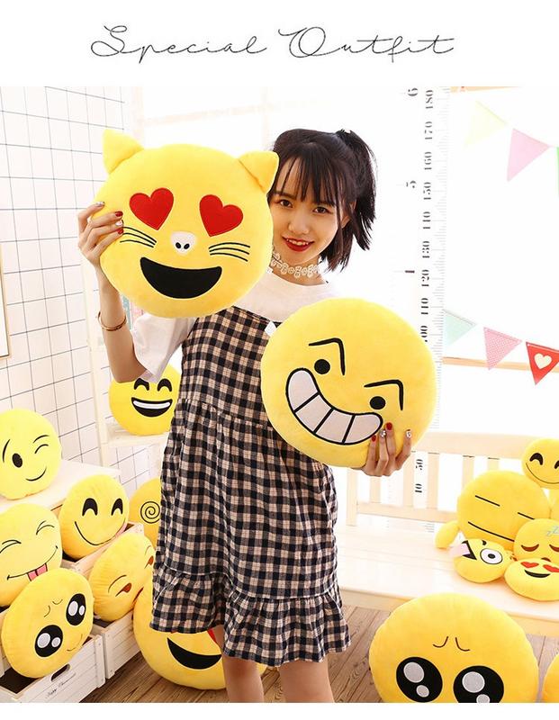 Product Introduction of Weird Funny Plush Toys New Hand Warmer Emoji Pillow Cushion Company Activity Children Gift Logo 19