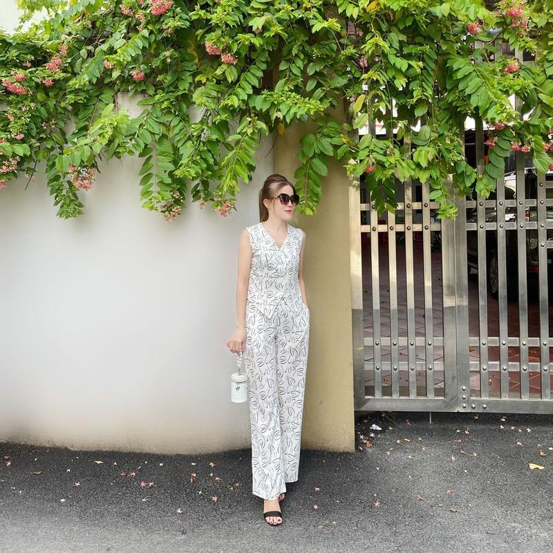 Set Bộ Áo Cổ Tim Và Quần Dài Nữ Women - Thuỷ Xưởng May