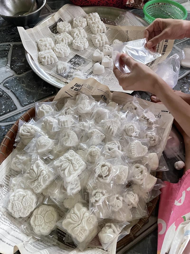 Product Introduction of 500g bánh in nhân dừa  non dẻo xốp thơm ngon Gói Gói Gói Tự nhiên Tự nhiên 3