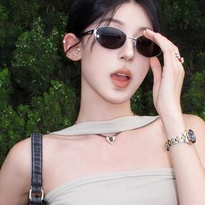 Retro Style Metal Small Oval Frame Gray Lens Sun Protection Sunglasses for Men and Women