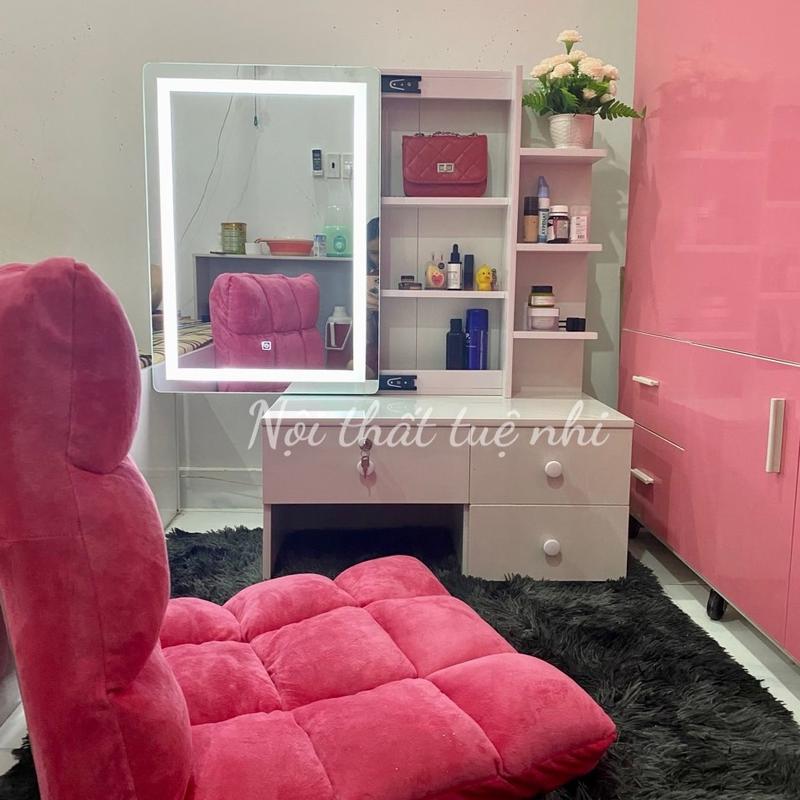 Bàn trang điểm gương đèn led có tủ trong gương