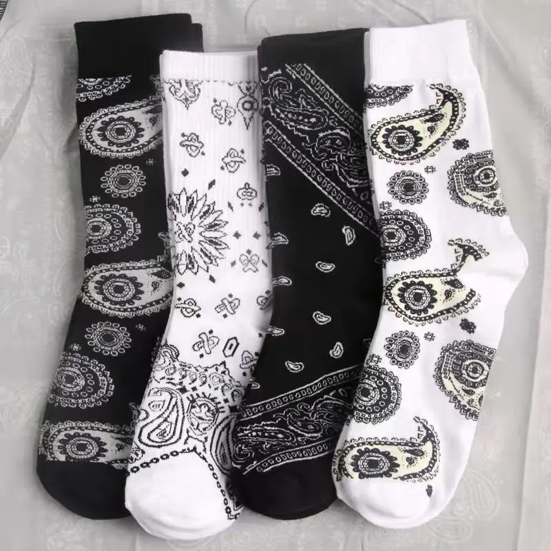 Men's Sports Socks, Cashew Flower Black and White Sports Mid-calf Socks, Trendy Street Socks