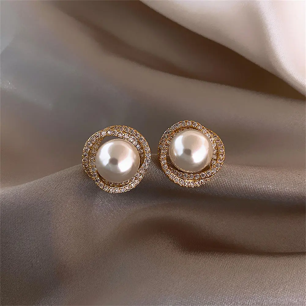 Spiral Pearl Earrings Mermaid Tail Gold Colour Stud Earrings Small High-end Needle Ear Jewelry Geometric Round Shape Alloy White Earring For  Women