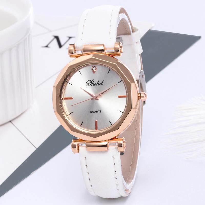 Product Introduction of Đồng Hồ Thắt Lưng Da Lì Xu Hướng Thời Trang, Dành Cho Nữ, Kim Cương, Phong Trào Thạch Anh, Đồng Hồ Quà Tặng Nữ 0