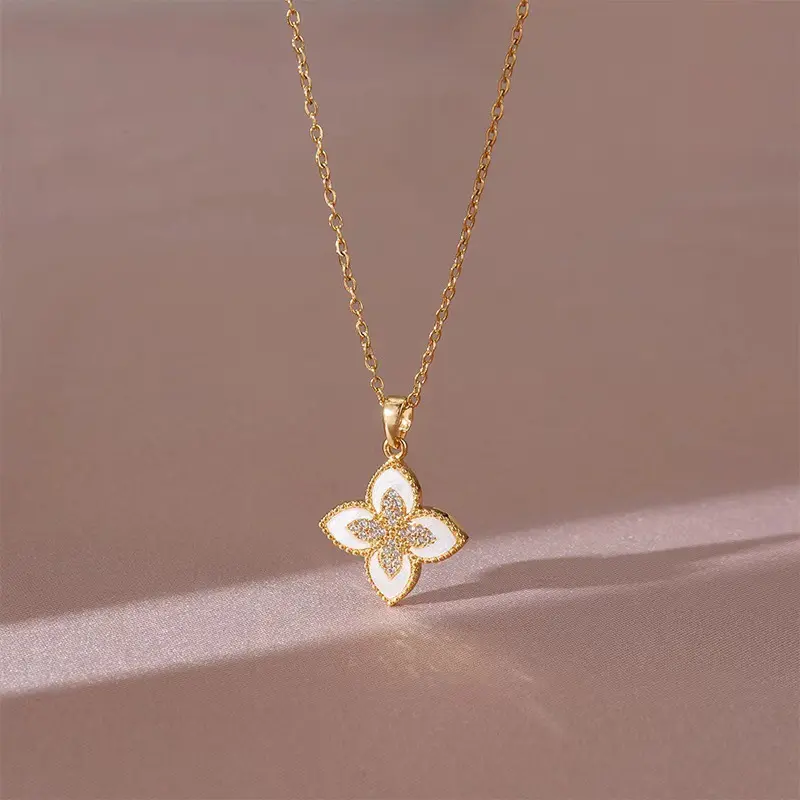 Titanium Steel Full Diamond Clover Necklace For Women, Fresh, Simple, Fashionable, Versatile Temperament, Collarbone Chain In Wholesale Stock