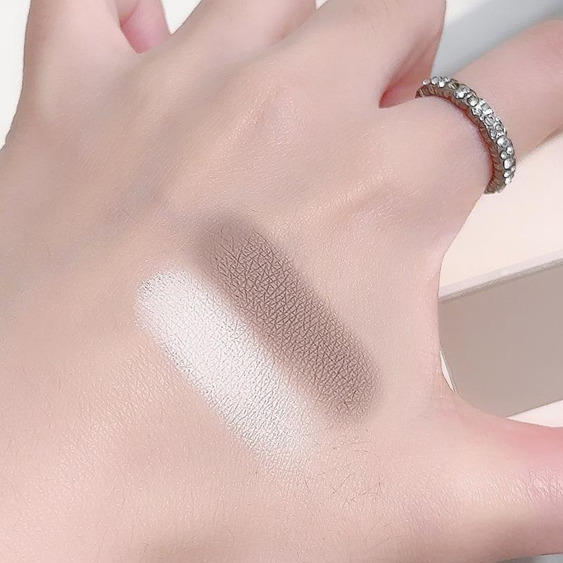 Product Introduction of Two-Color Comprehensive Plate Repair Natural All-Match Three-Dimensional Matte Blush Body Color Girl Tender Girl Makeup Blush 1