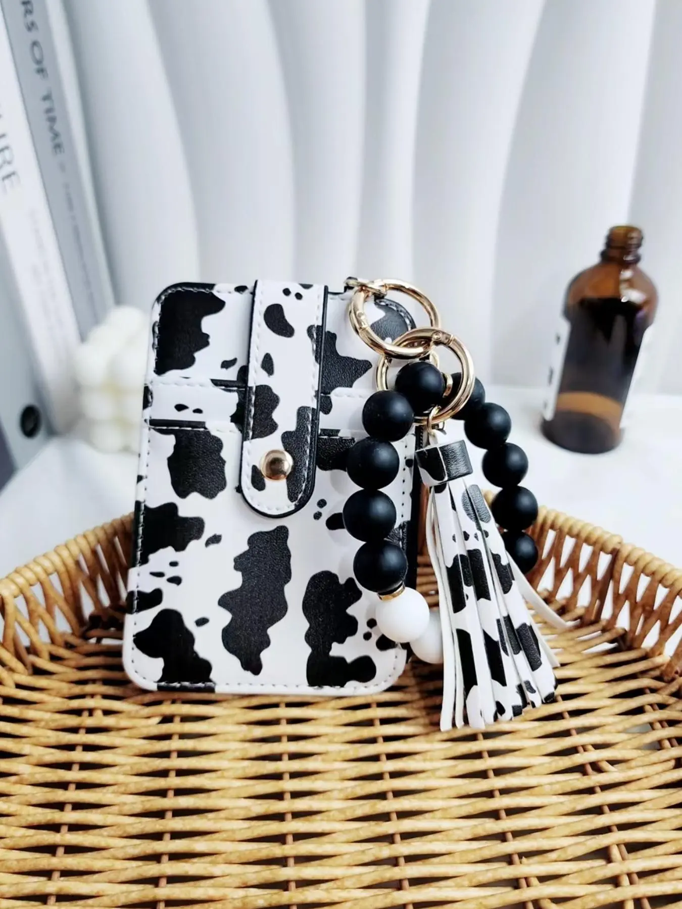 Boho Style Beaded & Tassel Decor Keychain, Cute Cow Print Keychain for Women & Girls, Fashion Accessories for Daily Use, Trendy All-match & Exquisite Keychain for Birthday Gift