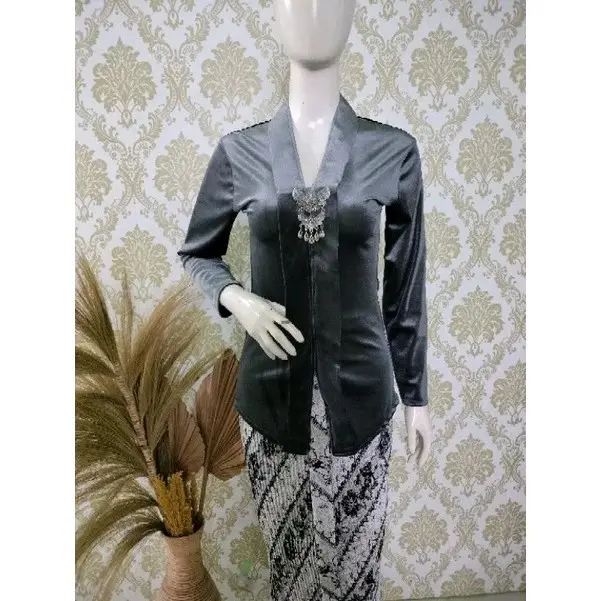 kebaya buludru model kartini 3