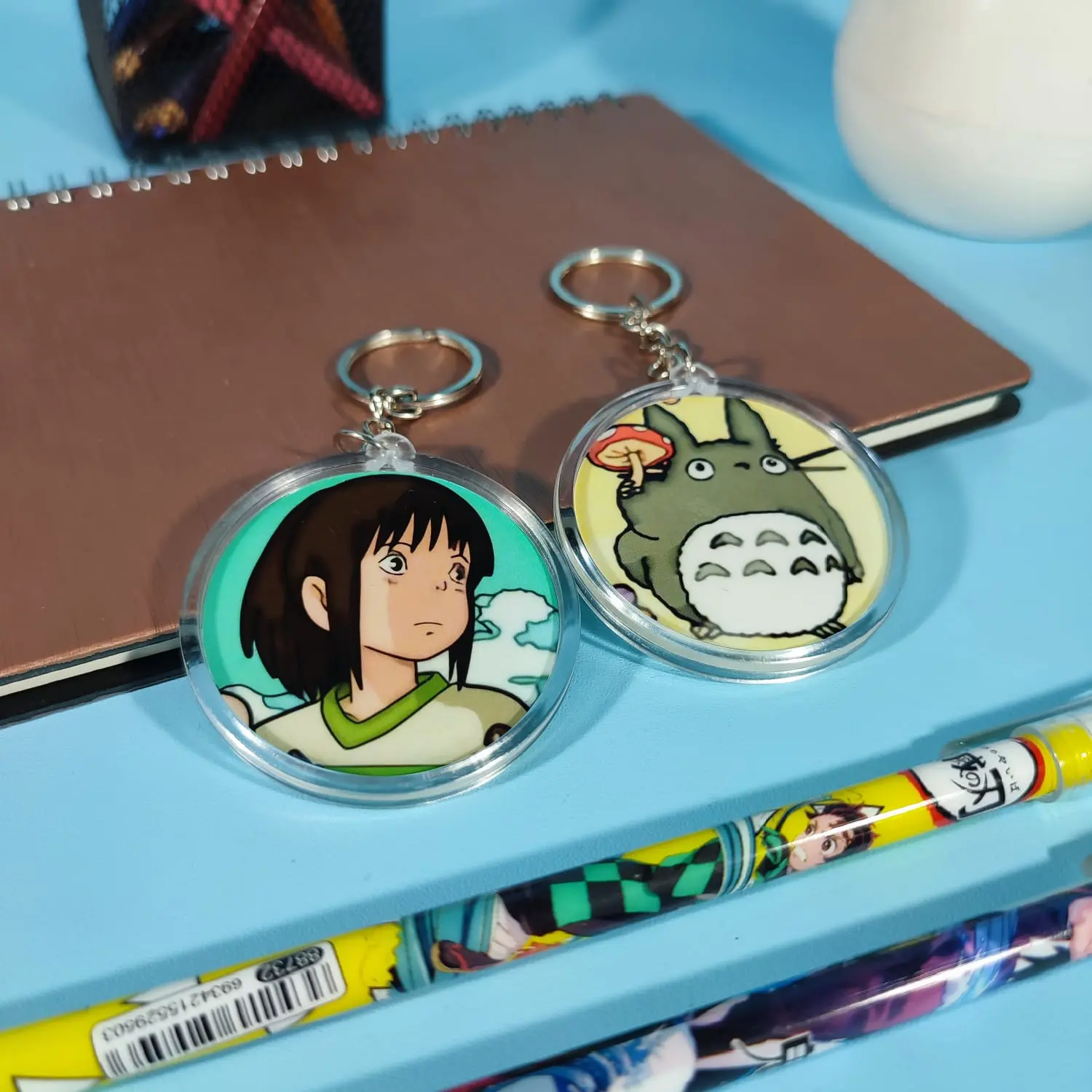 Keychain Anime Ghibli - Ganci Anime Ghibli - Gantungan Kunci - Chihiro Ogino - Jiji - Kaonashi - Kiki - Seiji Amasawa - Shizuku - Tombo - Totoro