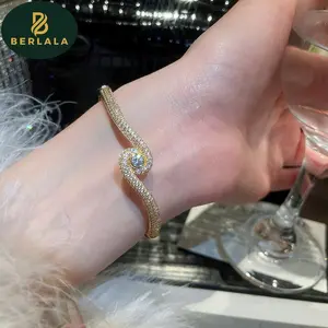 Berlala Charming Key and Bow Bracelet -Sparkling  Diamond Jewelry Gift for Women, Elegant & Shiny