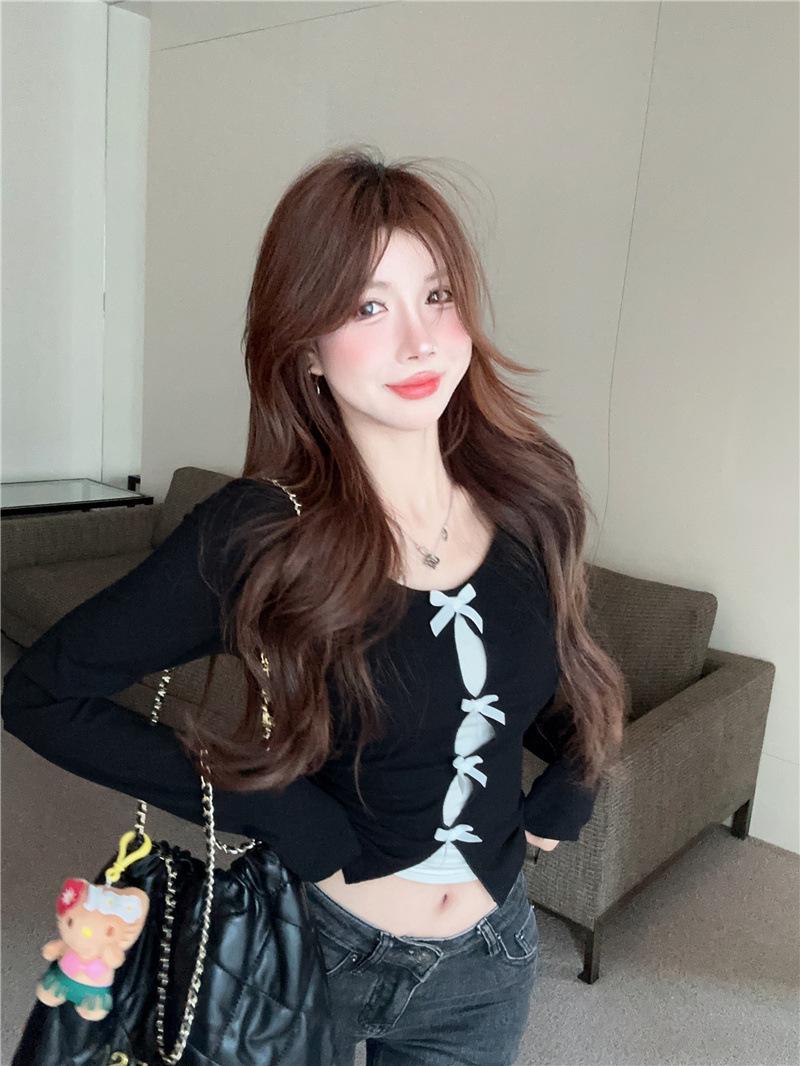 Product Introduction of Trendy Hollow Out Double-layer T-shirt for Fall 2024 5