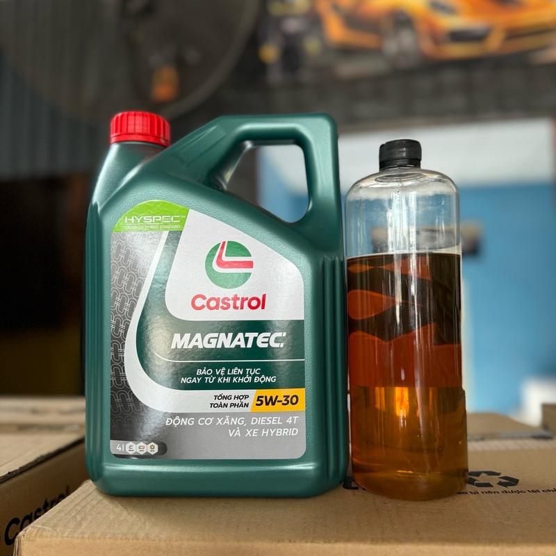 Dầu nhớt Castrol magnatec 5w30 4+1 loại 5 lít chiếc lẻ Dầu tổng hợp
