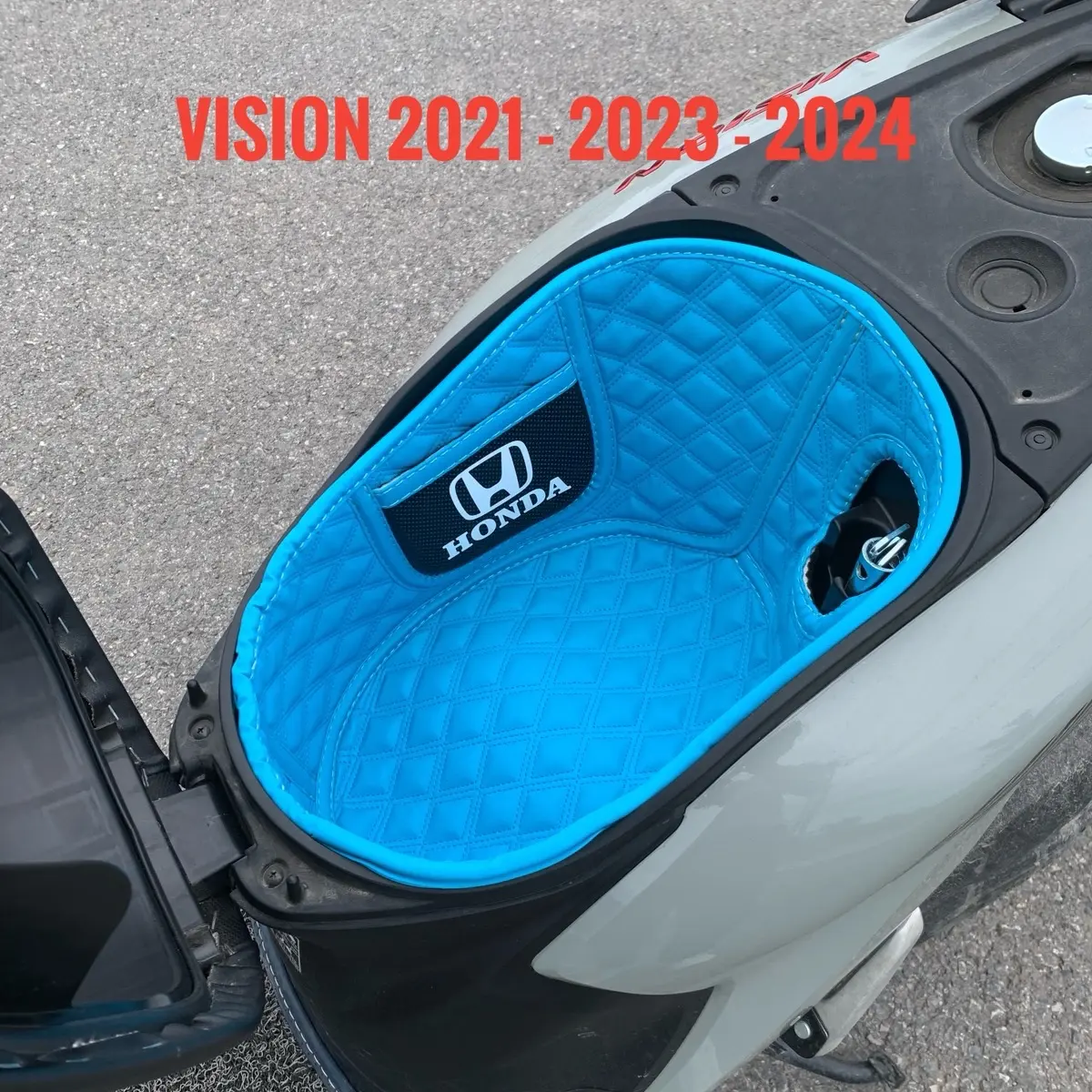 Lót cốp vision 2021 - 2023 - 2024 chất liệu da nappa cao cấp loại 3 đường chỉ , bên cách có túi để giấy tờ rất đẹp
