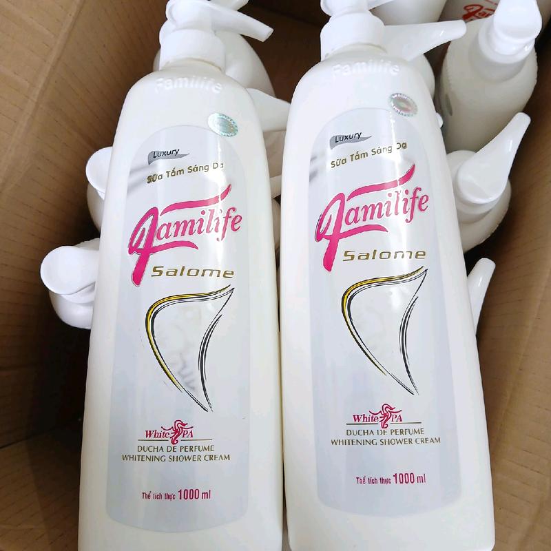 COMBO 2 CHAI Sữa Tắm Cá Ngựa Familife 1000ml