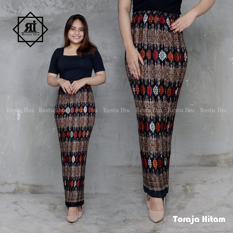 Product Introduction of Setelan Kebaya Brukat Tunik Modern Jumbo / Kebaya Wisuda / Kebaya Pesta Kondangan Baju Batik Tebal Brokat Dress Wanita Atasan set Panjang Lamaran  Mewah Remaja Dewasa 31
