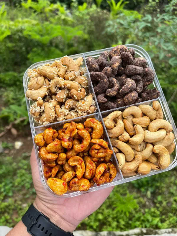 KACANG METE 4 VARIAN RASA 0