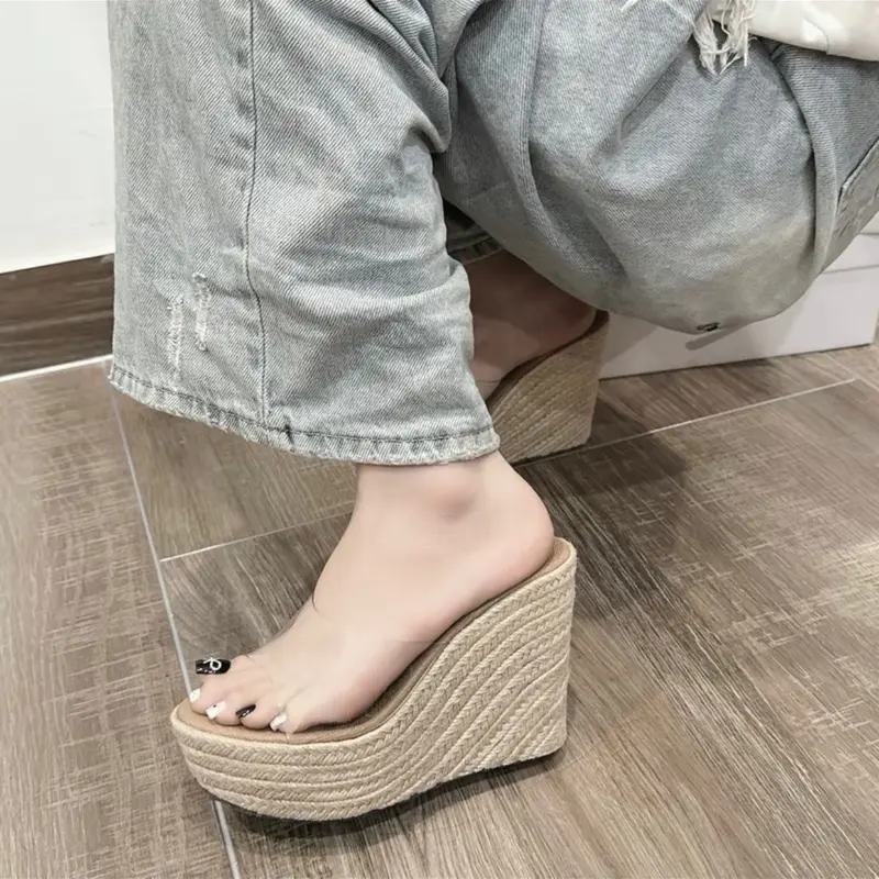 Q200 : 12CM/9CM: Chuẩn Size : Dép xuồng đế Cói phối quai Meka sang chảnh Nhẹ Êm Mẫu Mới 2