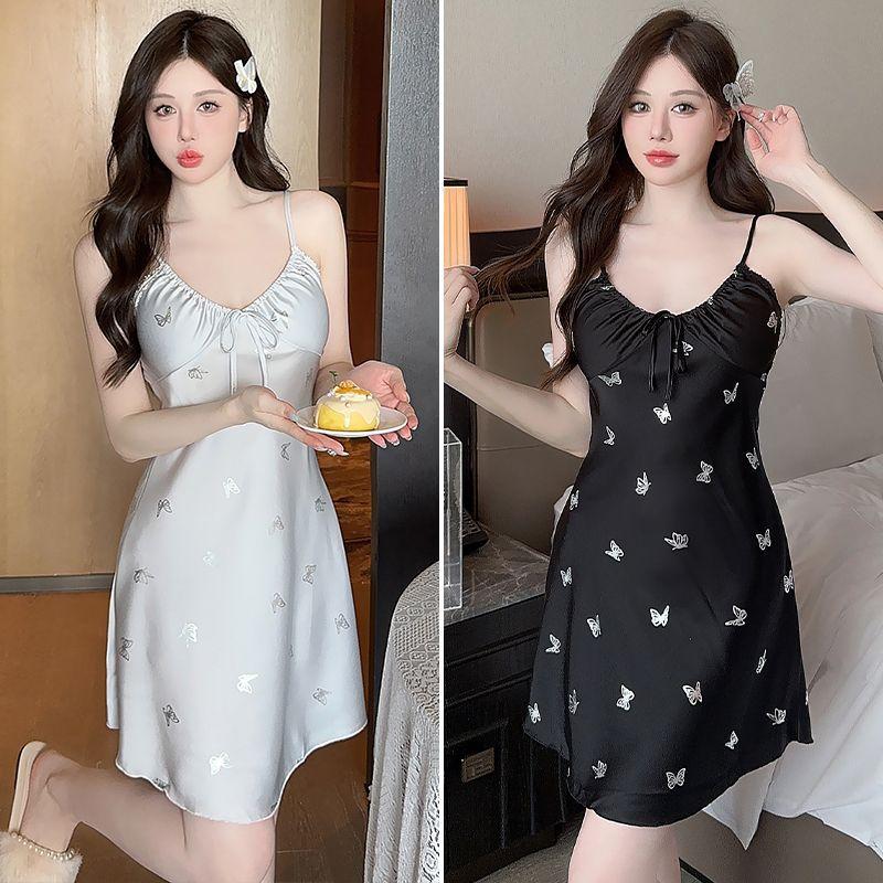 Đồ Ngủ Nữ, Hàng Mới Về Mùa Hè, Chất Liệu Lụa Lạnh Phong Cách Ngọt Ngào Có Đệm Ngực, In Hình Bướm, Váy Hai Dây, Cỡ Lớn Và Ôm Sát, Eo Bó Sát, Ngầu Và Thoáng Khí, Thích Hợp Mặc Nhà, Quần Áo Nữ
