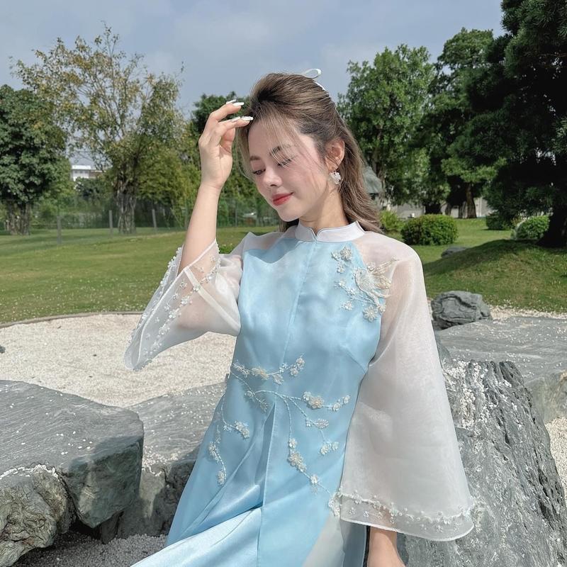 Áo dài cách Tân đính kết thiên kim 2