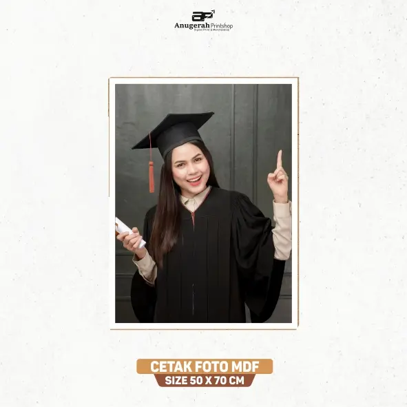 Cetak foto wisuda tempel didinding free pengait ukuran Big Size | Hadiah wisuda | Hiasan Dinding | Kado Wisuda | Modern Dipasang di Dinding 1