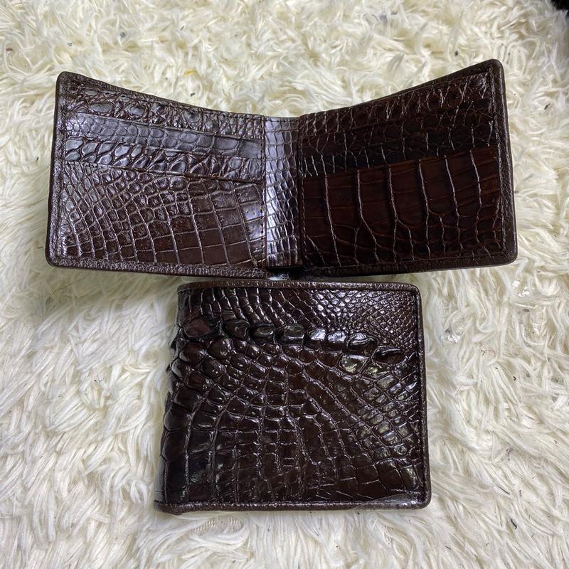 Ví Da Nam Cá Sấu Ngang 2 Mặt Bảo Hành 12 Tháng Tặng Kèm Hộp Sang Trọng Tặng Kèm 1 Móc Khóa Ngẫu nhiên