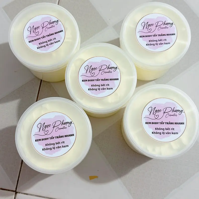 KEM BODY TẨY M ẠNH ( Không bnl) , Không Bết Rít , Không Lộ Vân Dưỡng Body   Nữ kemu  trang da 2