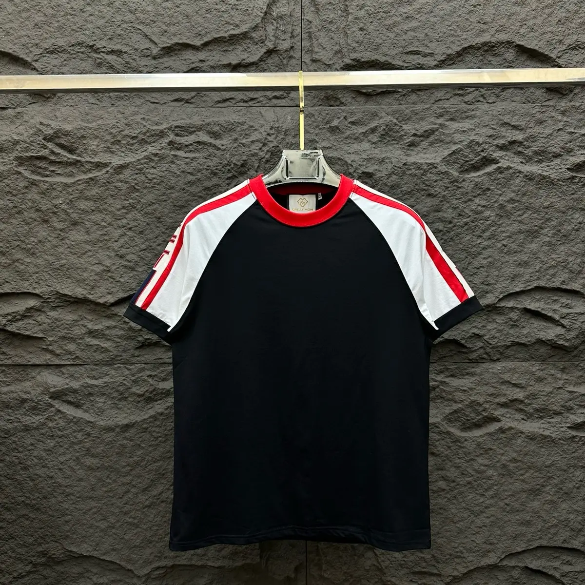 ÁO thun nam,nữ phối tay màu dệt viền vai, chất cotton codan