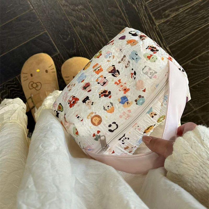 Pouch Lucu Style Korea / Tempat Penyimanan Makeup Cute Soft/travel Organizer Makeup Kosmetik Tempat Pensil Motif Dengan Tali Jinjing Pouch Lucu Style Korea / Tempat Penyimanan Makeup Cute Soft/travel Organizer Makeup Kosmetik Tempat Pensil Motif Dengan Tali Jinjing