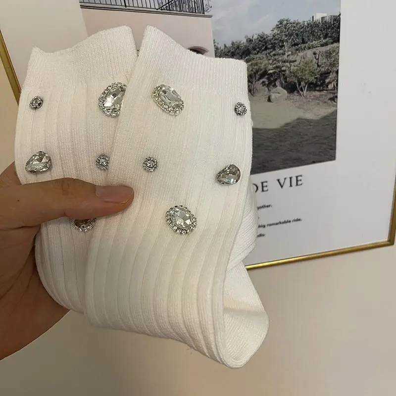 Tất Cotton, Phong Cách Ins Dễ Thương Và Thoáng Khí, Giữa Bắp Chân, Phong Cách Cọc Kim Cương Giả Nóng Bỏng, Chất Liệu Bông, Cá Tính, Thích Hợp Cho Mùa Xuân Và Mùa Thu, Phong Cách Phương Tây, Tất Nữ, Hàng Mới Về 2024