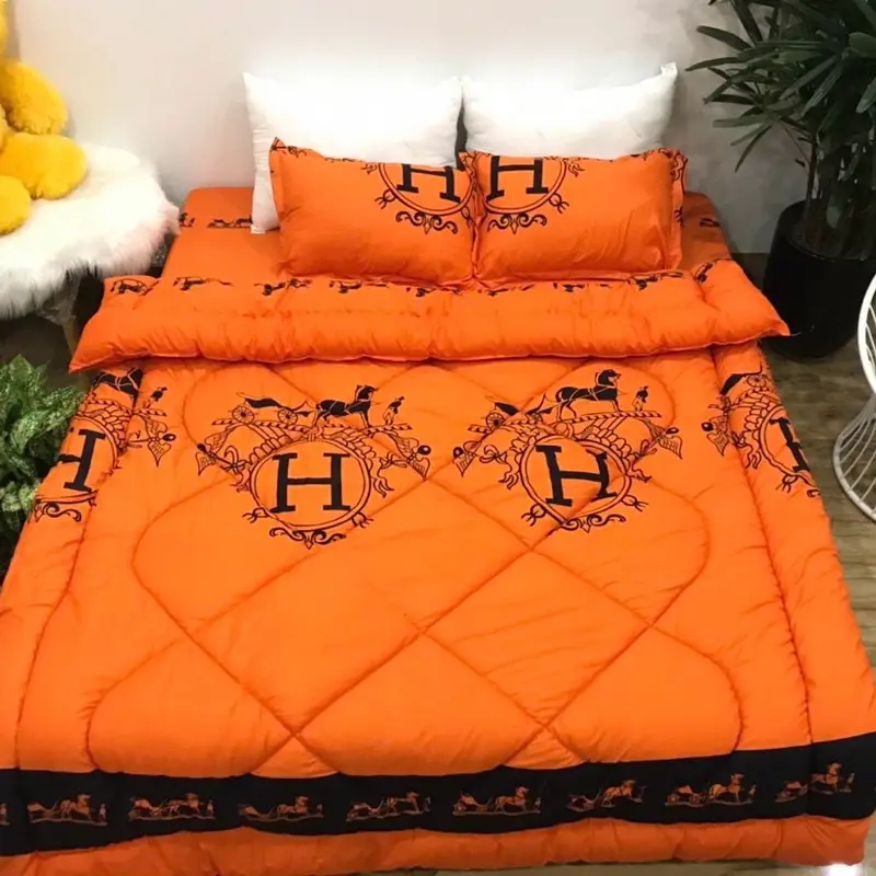 Sét 5 món ( chăn phao + ga bọc nệm + 2 vỏ gối đầu + 1 vỏ gối ôm ) 0