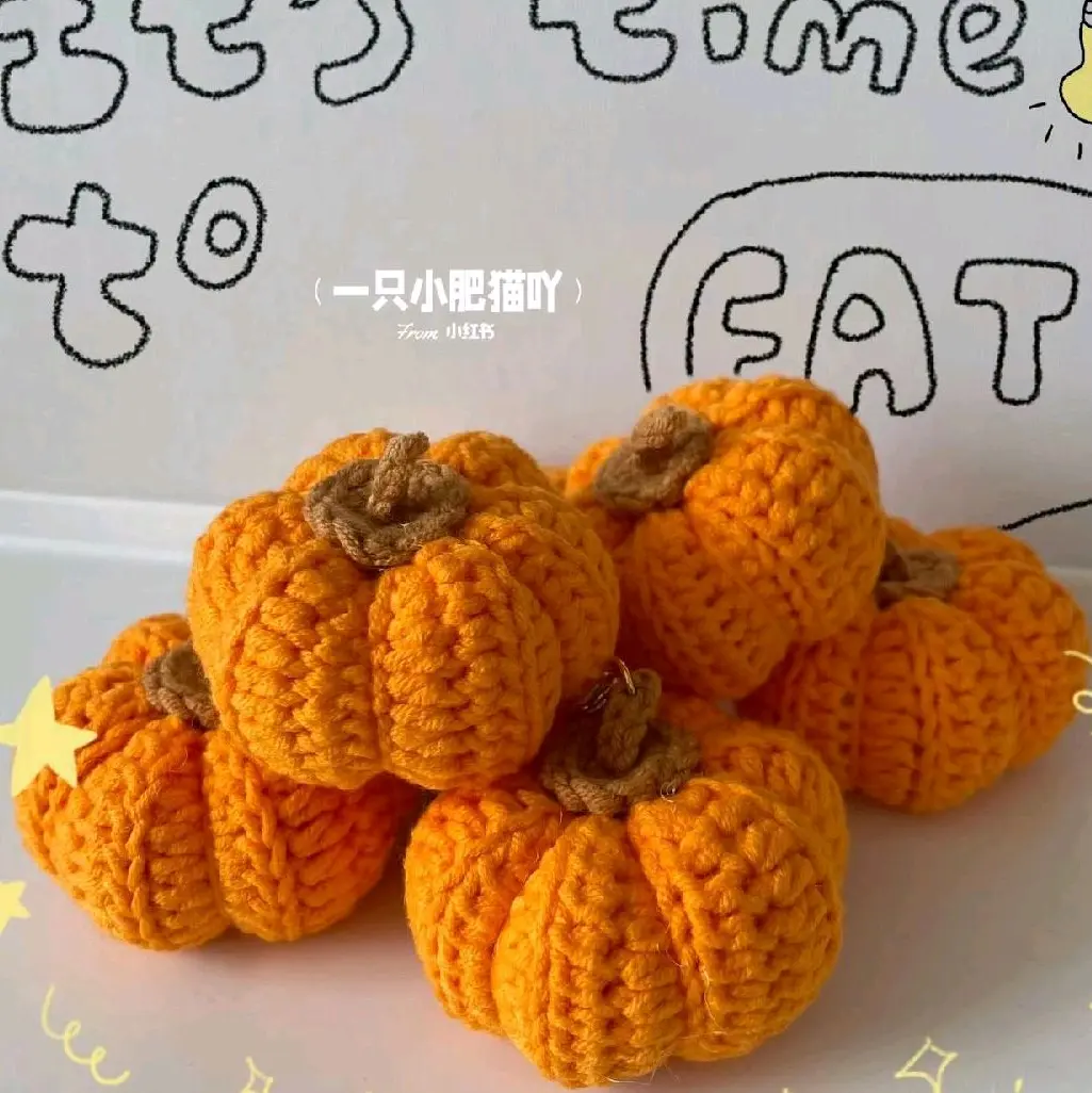 Móc khoá quả bí ngô Halloween handmade bằng len xinh xắn dễ thương