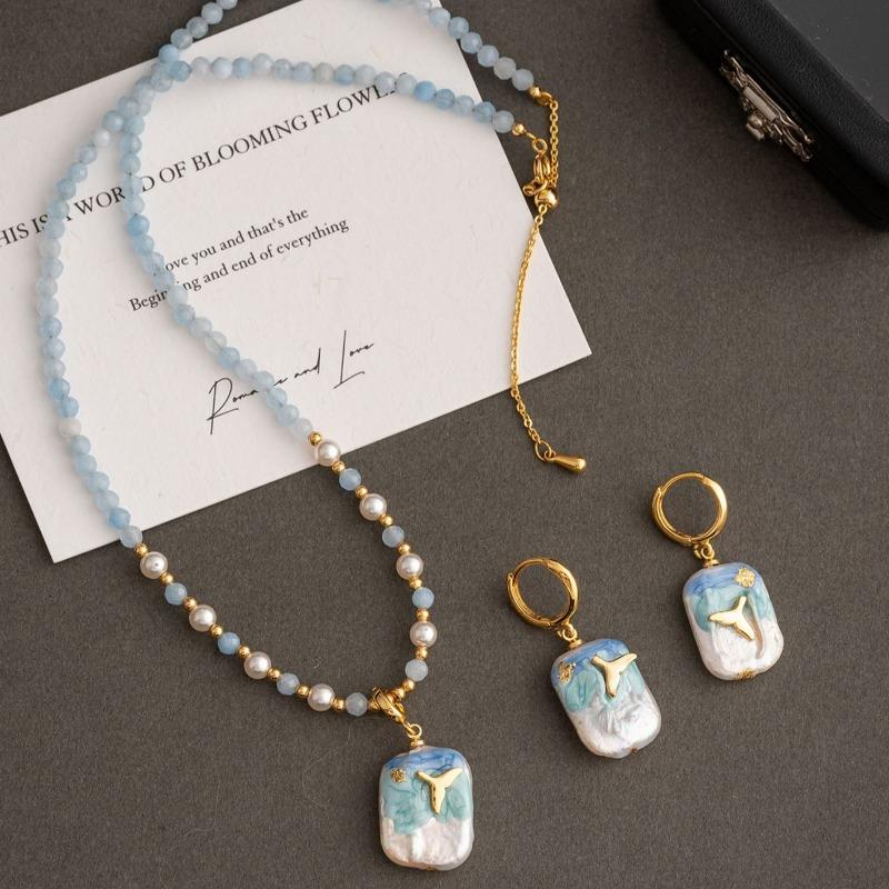 Product Introduction of Baby Costume Jewelry Oil painting style Baroque pearl pendant necklace, new Chinese style earrings, light luxury, niche, antique style collarbone chain, round pearl chain 11