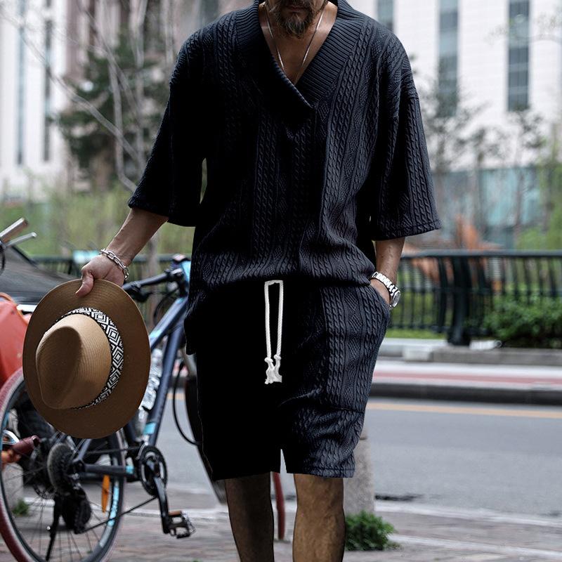 Product Introduction of 2024 New Casual Loose Three-Quarter Sleeve Jacquard Sweater Top Shorts Men's Suit 18