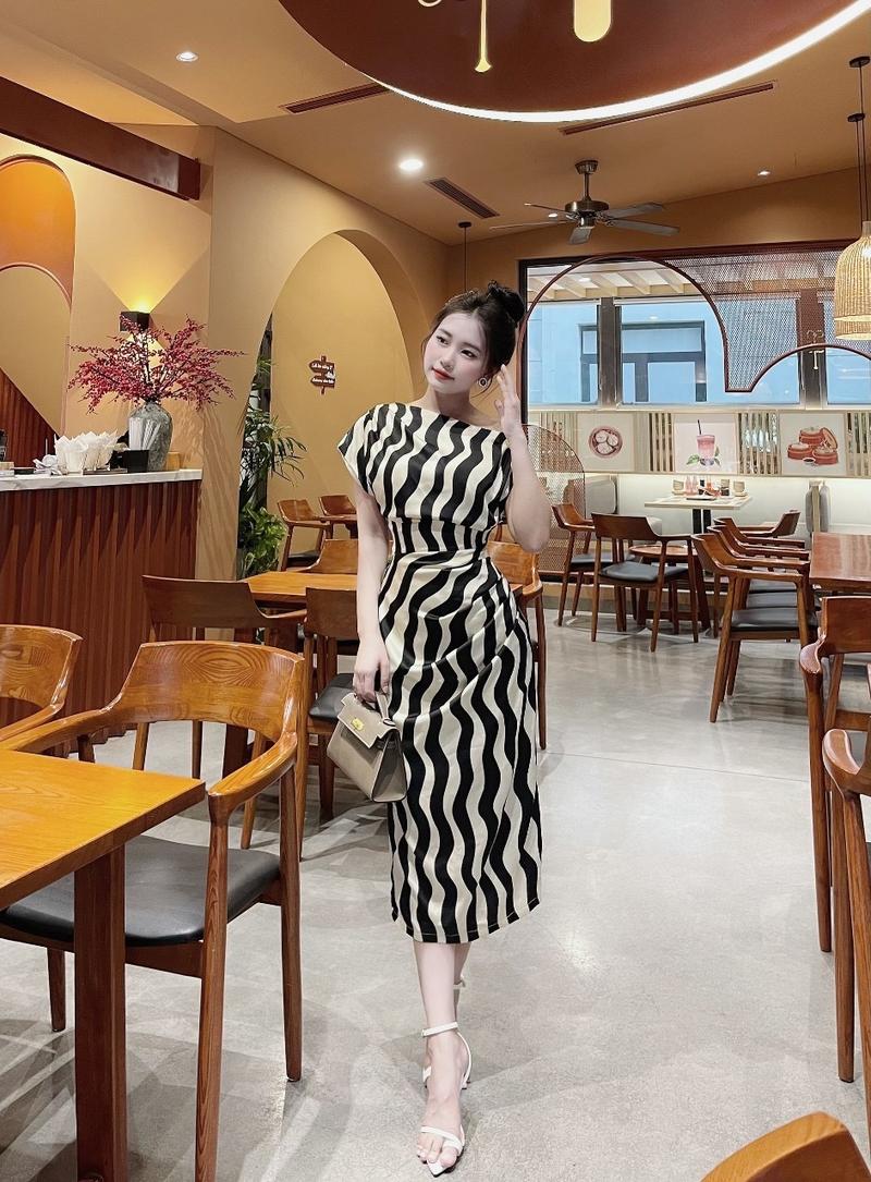 Product Introduction of Đầm lệch vai thiết kế dúm sườn cách điệu xinh sang Women Dress 24